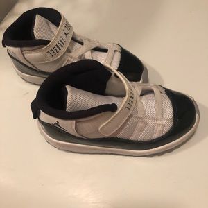 Air Jordan 11 Toddler Shoes